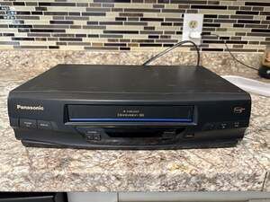 Panasonic Omnivision 4-Head VHS VCR Plus+ Blue Line Player Recorder